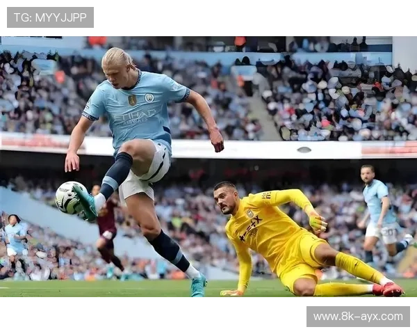 西汉姆0-3曼城，哈兰德独造三球展现统治力